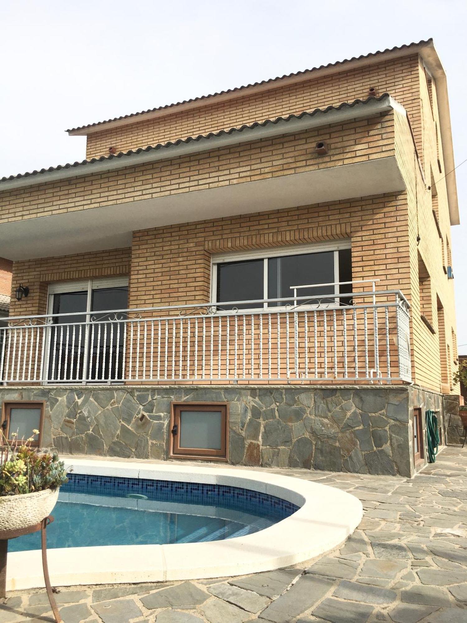 Casa De Aurora Apartment Rubí Exterior photo